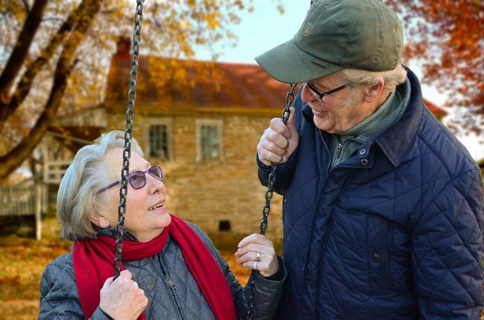 Dentist in Livonia | 5 Tips for Denture Wearers