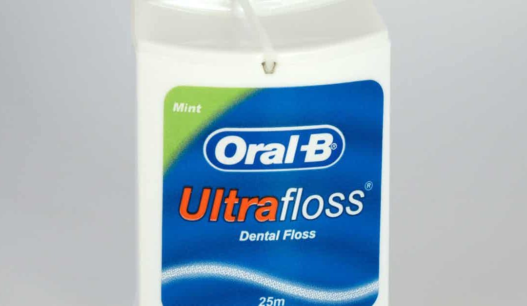 Flossing Tips and Tricks To Use With Your Toddler